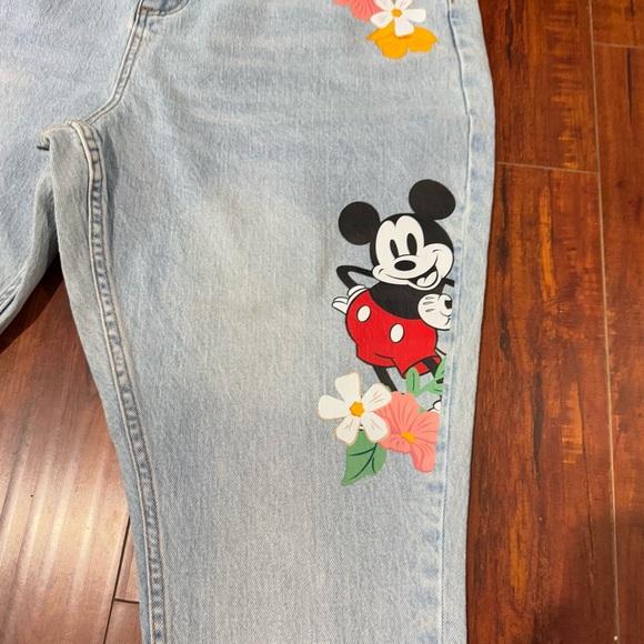 Disney Mickey Minnie Mouse Floral Jeans Lite Blue Size 36 Preowned New Condition - Picture 3 of 11